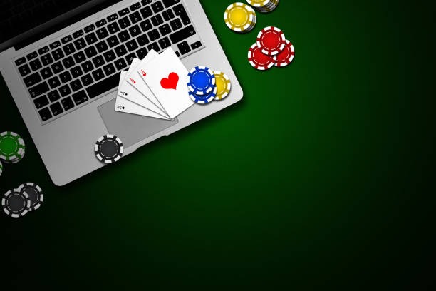 Studio live dealer menangqq dengan kamera multi-sudut